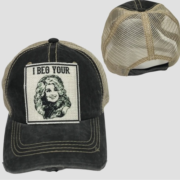 “I Beg Your Parton” Women’s Mesh Trucker Hat - Adjustable - Picture 1 of 4